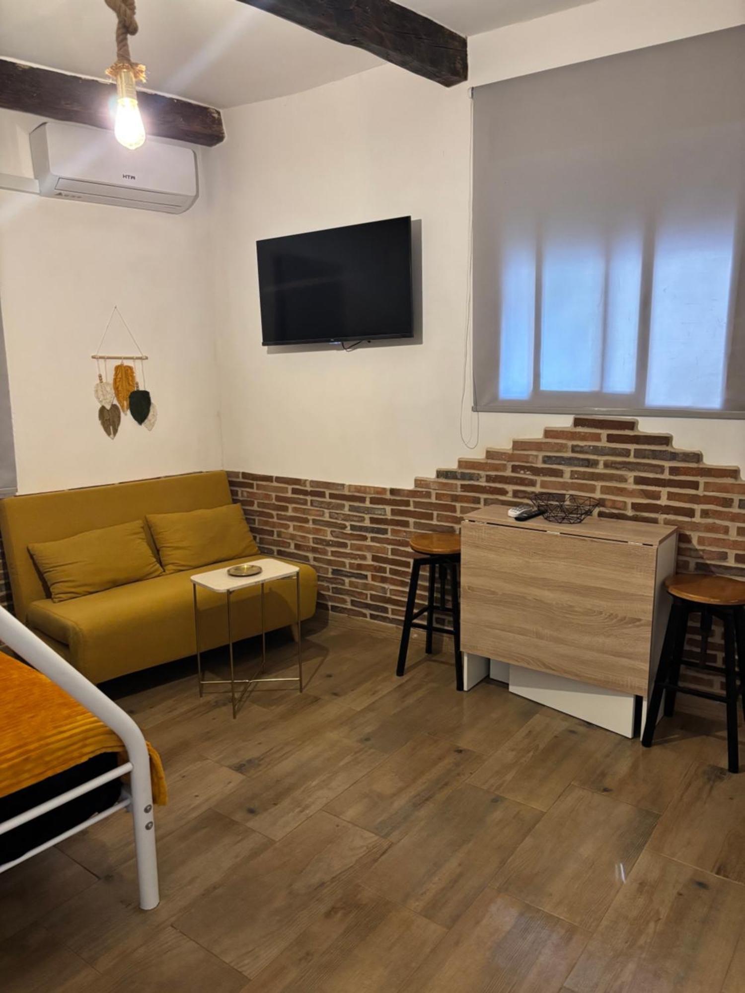 Apartamentos Mayte Toledo Exterior photo